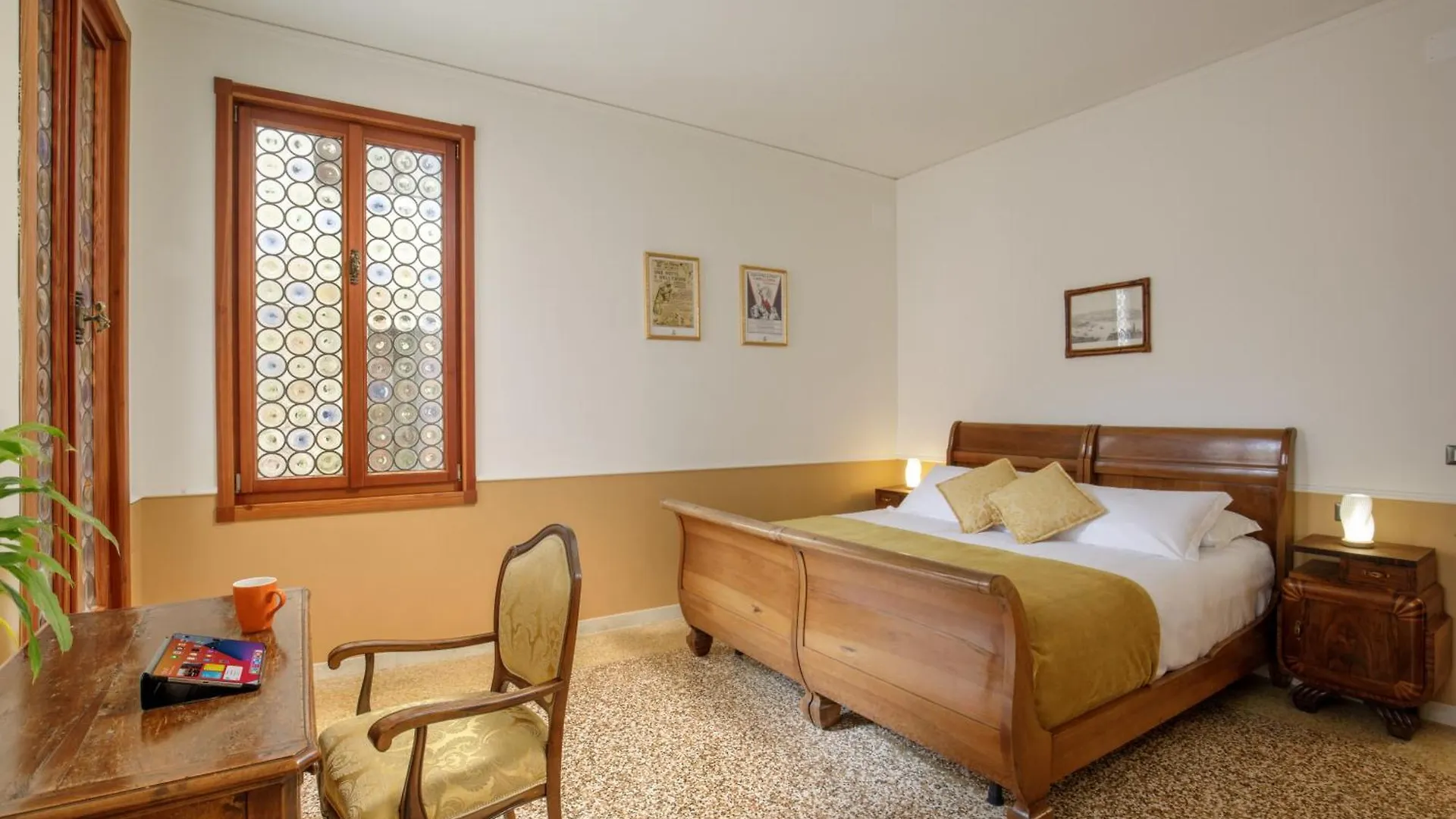 Apartment The Phantom Of The Opera Venice Italy
